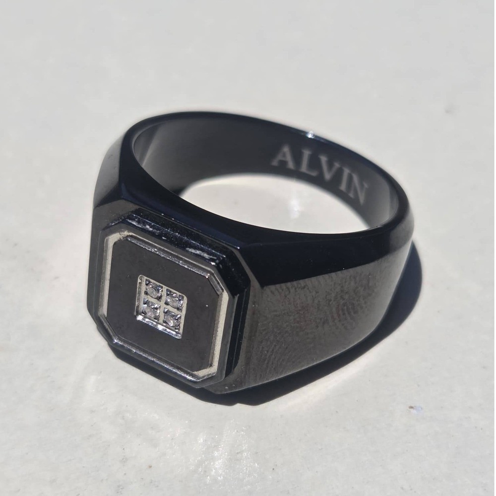 Danbury Mint Black Ice Men's Stainless Steel Diamond Signet Ring Size 11 "Alvin"